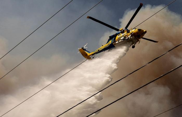 Los Angeles | A fire spreads quickly