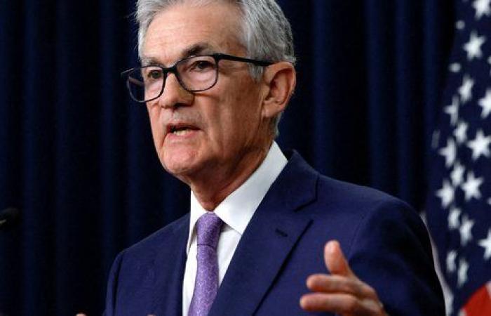 Federal Reserve cautiously lowers rates