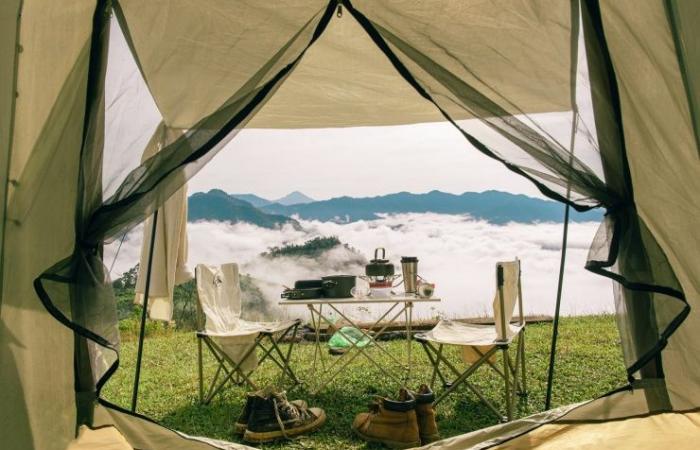 ‘Healing’ place in Quang Nam attracts tourists to camp, escape dust and chase clouds – Vietnam.vn