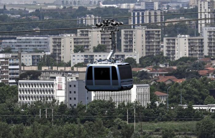 these cities have chosen urban cable cars made in Isère