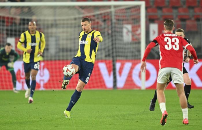 Fenerbahçe loses away against AZ Alkmaar – Ekol TV