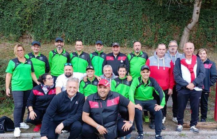 Petanque in Aveyron. Four Aveyron teams on their 31st