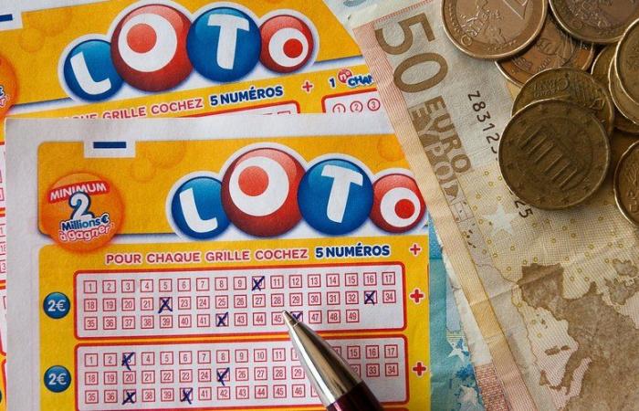 'I immediately started crying': Lotto player who forgot she bought a ticket wins $1 million