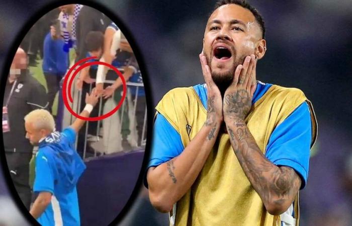 They steal Neymar’s ring when greeting a fan… And they sell it for 300 thousand pesos on the internet! (VIDEO) – Fox Sports