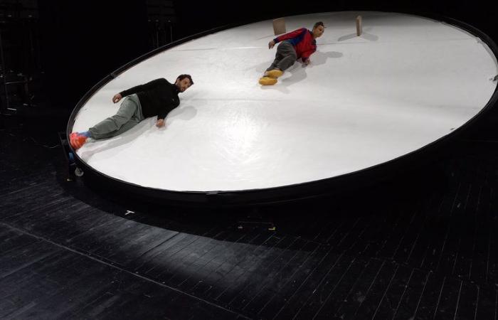 “Balance is impossible, we never really get there”: Ariège acrobat Jonathan Guichard and dancer Lauren Bolze in residence at L’Estive