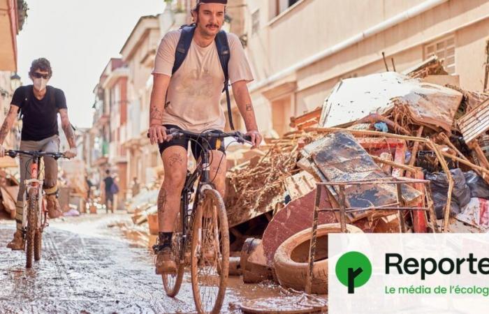 In Spain, mutual aid by bicycle after the floods