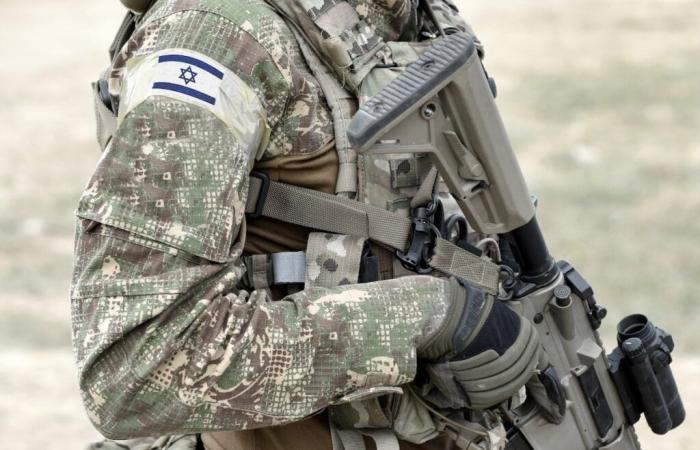 Israel arrests two French soldiers in a… French domain!