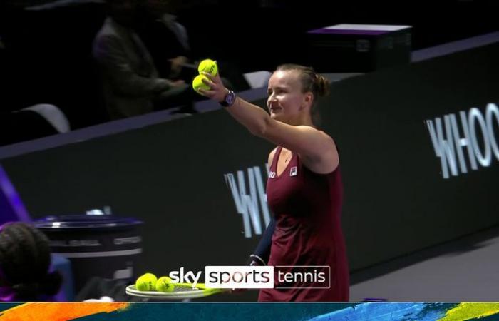 WTA Finals: Barbora Krejcikova and Coco Gauff through to semi-finals with Iga Swiatek knocked out | Tennis News