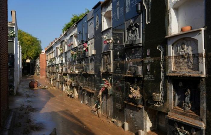 In the Valencia region, the time trial to bury the victims with dignity