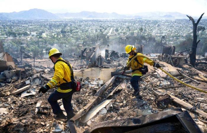 fire threatens thousands of people north of Los Angeles