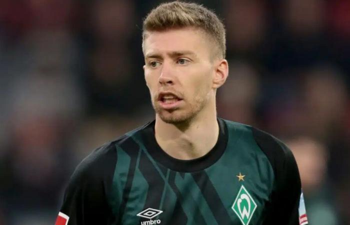 A twist about Mitchell Weiser