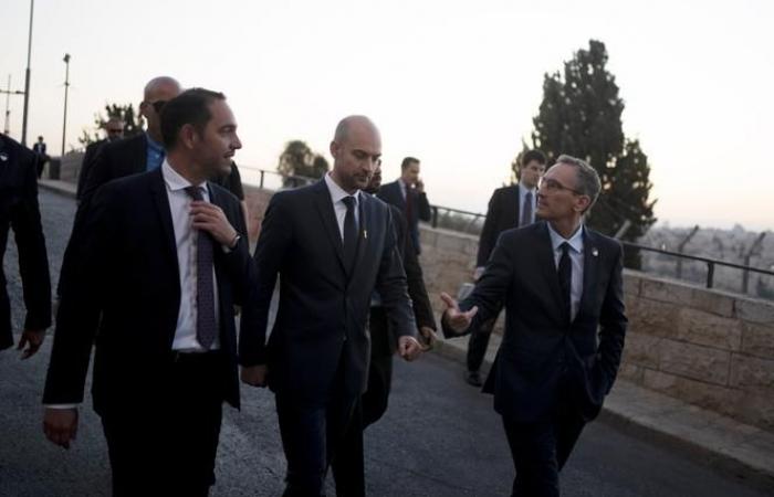 Israeli police arrest French gendarmes in French-owned Jerusalem compound