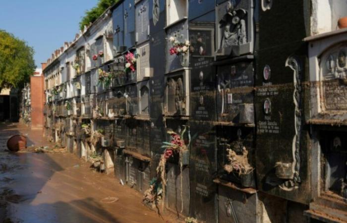 Floods in Spain: the time trial to bury the victims with dignity