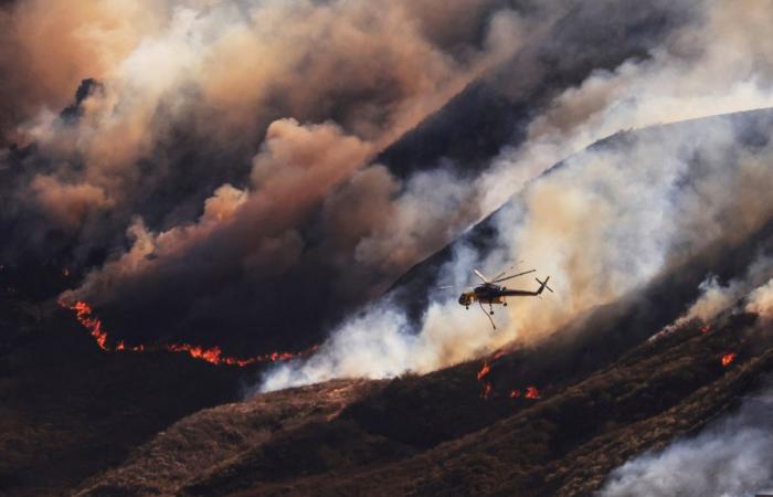 California | Thousands of people threatened by fire near Los Angeles