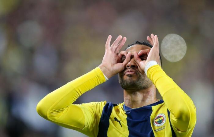 How to watch today’s AZ vs Fenerbahce Europa League game: Live stream, TV channel, and start time