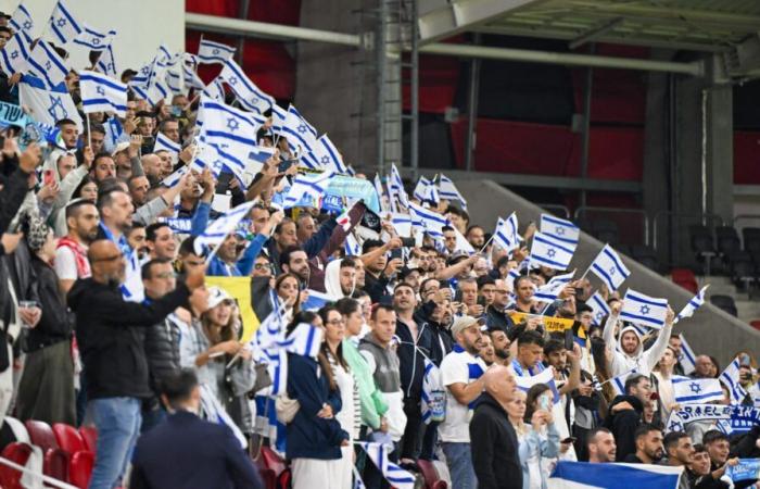 several dozen Israeli supporters will travel to the Stade de France