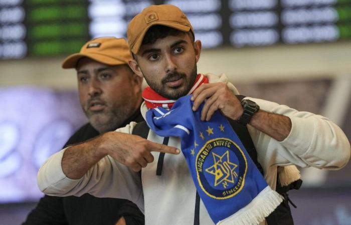 supporters victims of violence returned to Israel