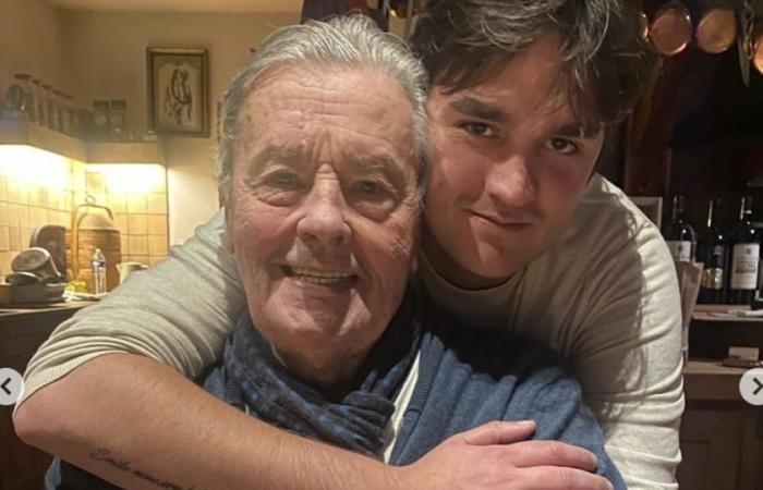 Alain Delon, his son Alain-Fabien, experienced difficult times: “I was hungry and cold”