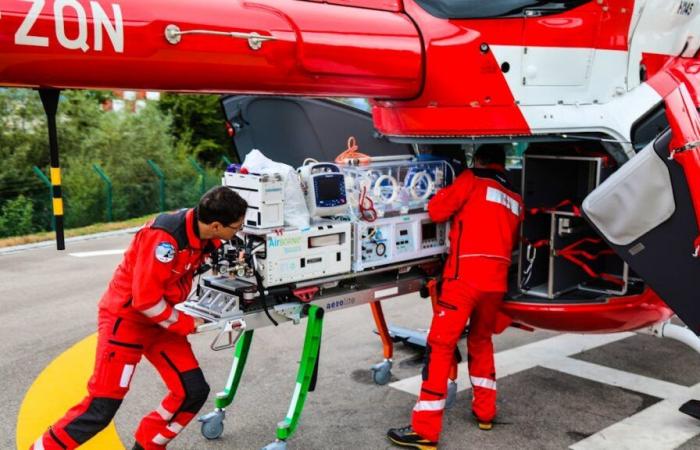 Three newborns airlifted in difficult conditions