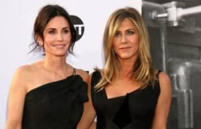 Jennifer Aniston took clothing home from Friends to keep ｜ BANG Showbiz English