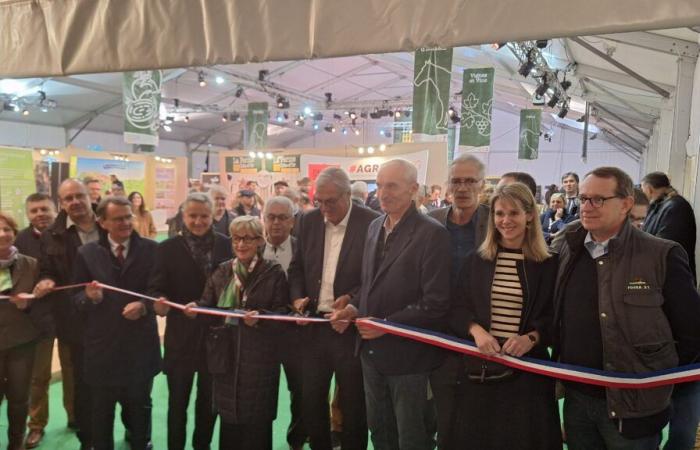 François Sauvadet inaugurates the Côte-d'Or Farm and makes a strong announcement