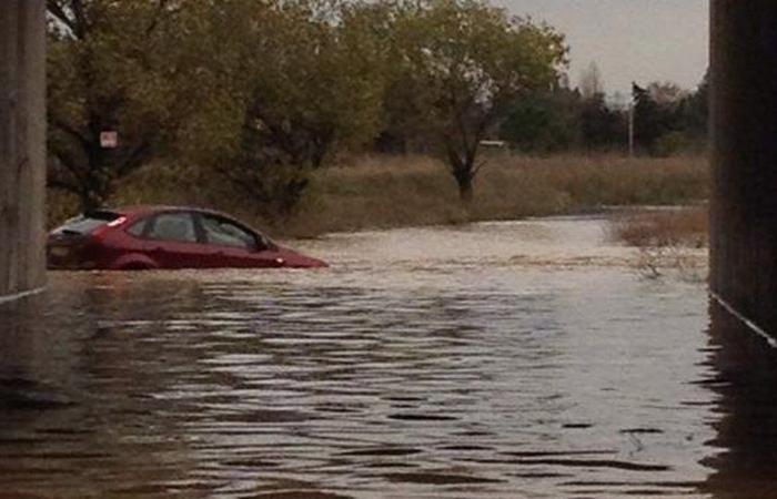 Thunderstorms in the Pyrénées-Orientales: 3 people stuck in their car