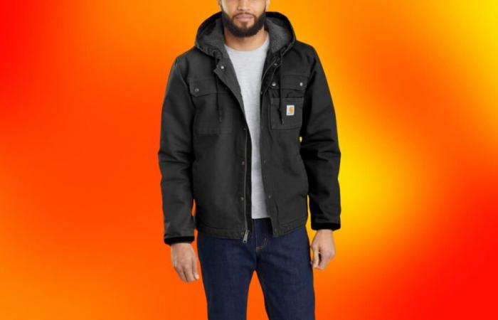 This Carhartt jacket at a reduced price could be your ally for this winter, take advantage of it