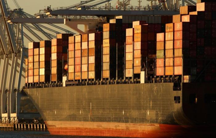 France's trade deficit widens again in September