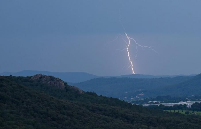 two departments placed on orange rain-flood and thunderstorm vigilance