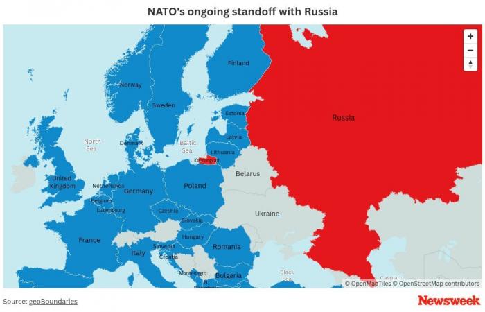 Nuclear-Capable US Bomber Trains on NATO Flank Near Russia