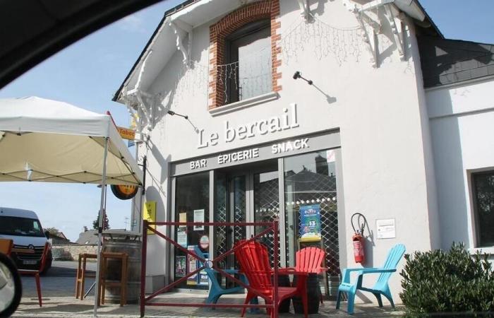 The grocery store, bar, snack bar in this Loire-Atlantique village is looking for a manager to take over