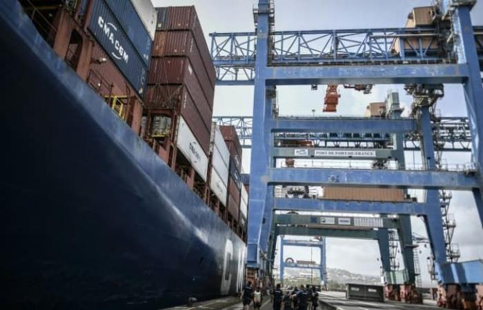 Trade deficit widens in September