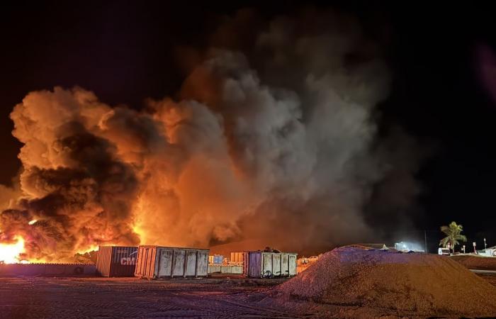 Video. An impressive fire destroyed 3,000 m² of unsorted waste at the Ecopôle Colibri, causing risks of toxic fumes.