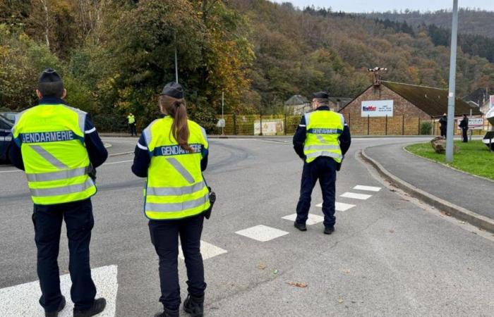 Why are there so many gendarmerie checks this Thursday afternoon throughout the Ardennes?