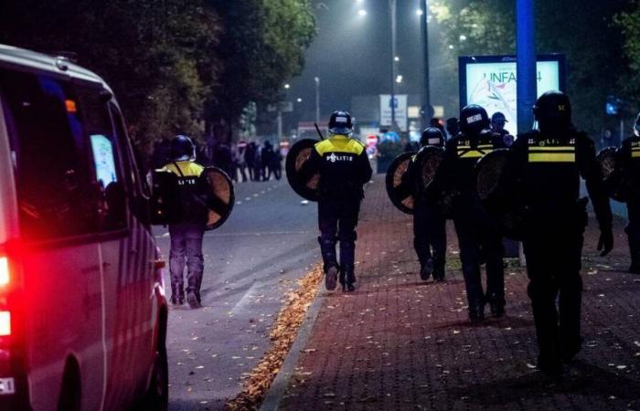 Israel sends aid planes after ‘very violent incident’ in Amsterdam between supporters