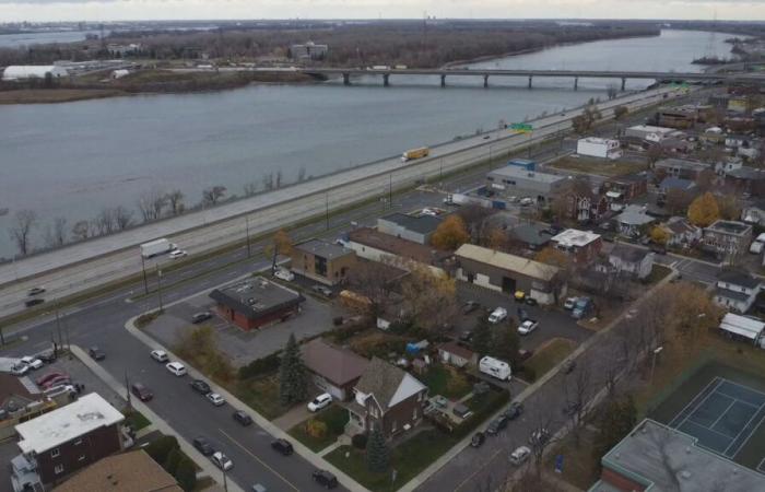 “It’s every day”: residents of Longueuil exasperated by nauseating odors