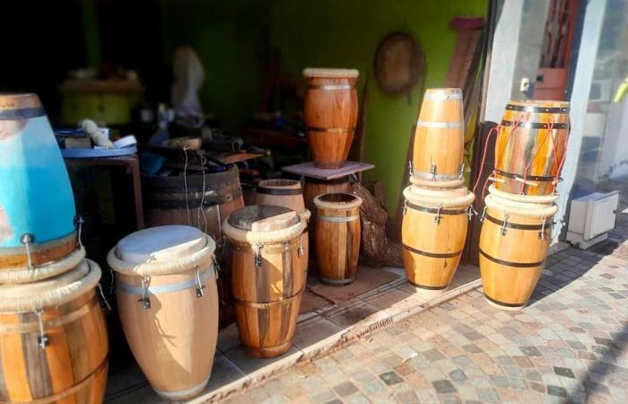 The drums of Martinican Sully Cally exhibited at the “Made In France” fair in Paris