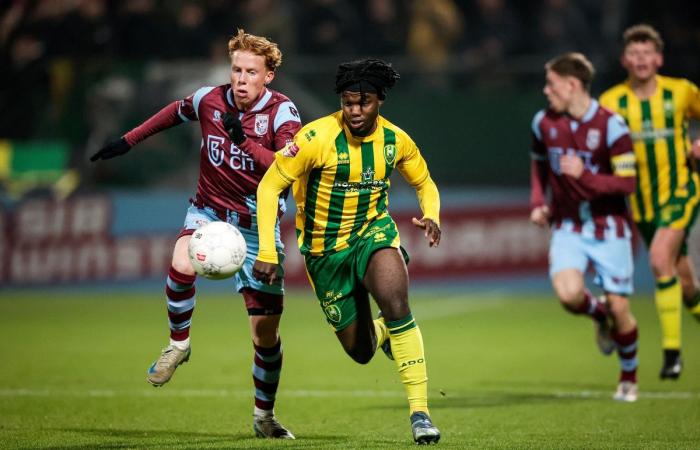 ADO Den Haag keeps the three points at home