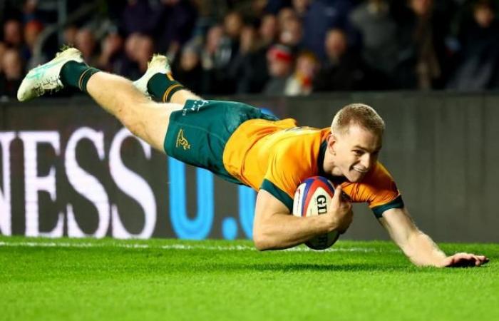 Australia surprises England at Twickenham after a crazy match