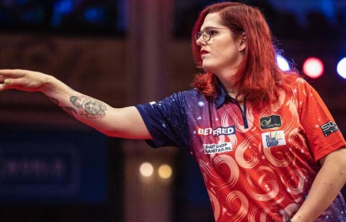 Trans player Noa-Lynn van Leuven whitewashed by Michael van Gerwen