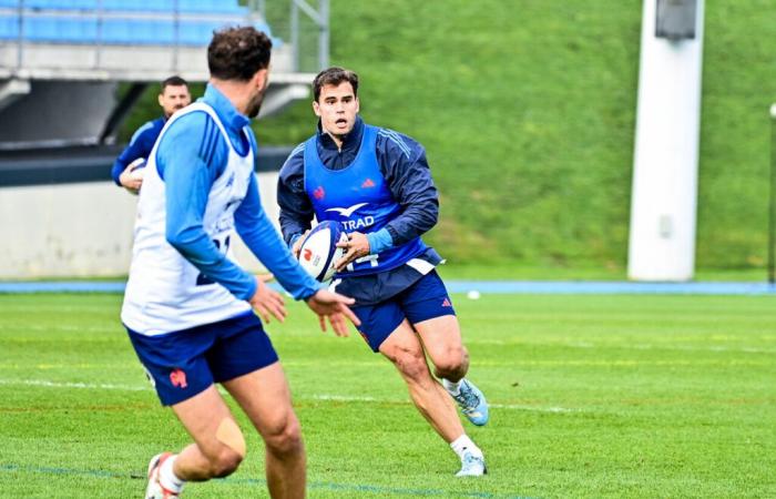 XV of France. Damian Penaud forfeits against Japan, Théo Attissogbé replaces him