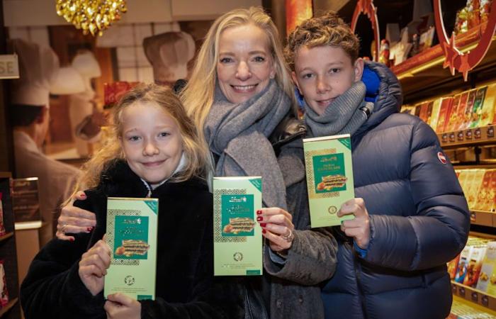 Düsseldorf: Queuing for Dubai chocolate from Lindt | Regional