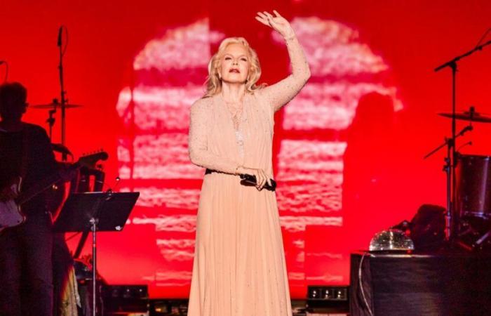 Sylvie Vartan launches her farewell tour