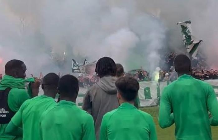 images of Greens supporters boiling in training before the derby