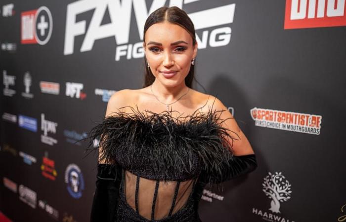 Fame Fighting: EVERYONE was talking about these outfits! | sport