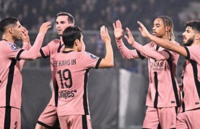 PSG largely wins in Angers