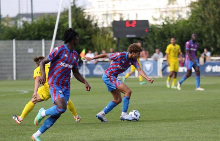 derby won by SM Caen B at AG Caen, heavy defeat of the PTT