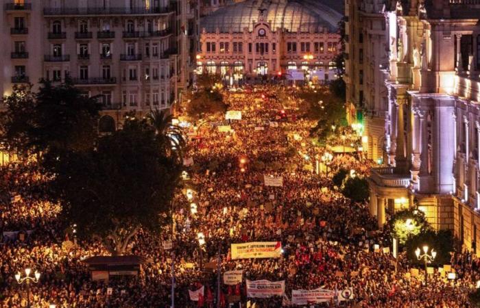 tens of thousands of Valencians in the street against Carlos Mazón, the regional president – ​​Libération