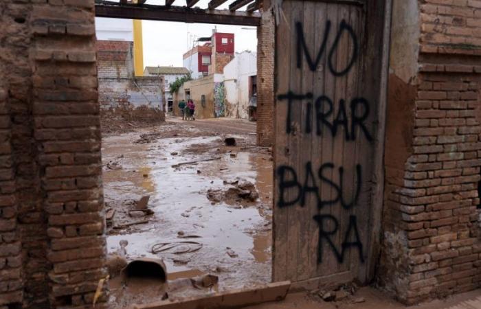 In Spain, floods bring foul odors and health concerns