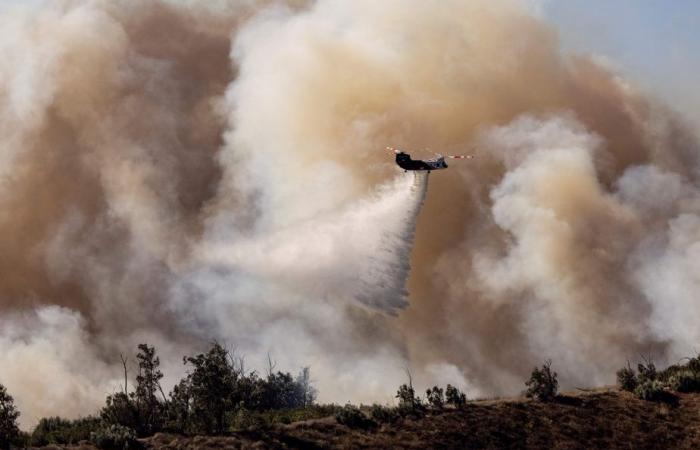 Large fire near Los Angeles | Firefighters are gaining ground